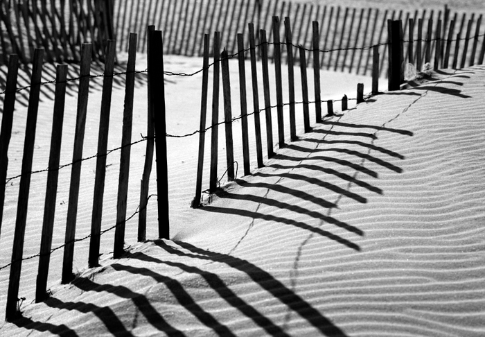 05 Beach Fence & Light